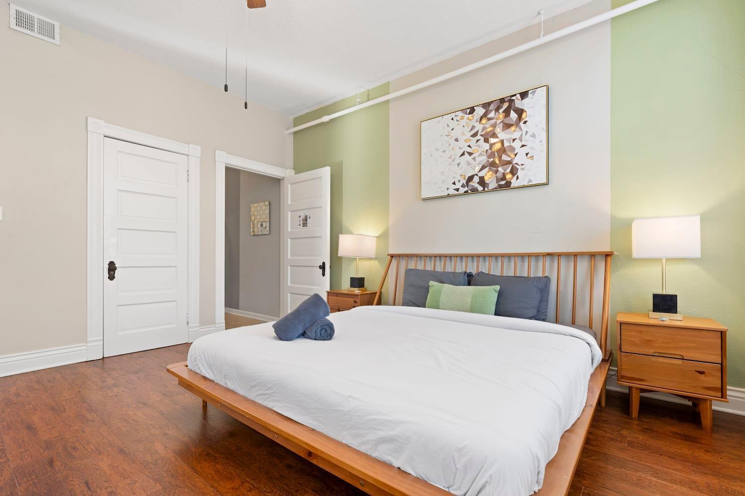Sleep24 13beds 8br 6ba Swepson Retreat King Louisville