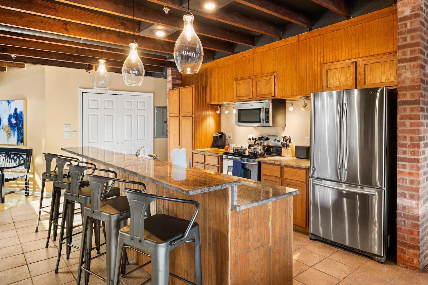 Sleep24 13beds 8br 6ba Swepson Retreat King Holiday home